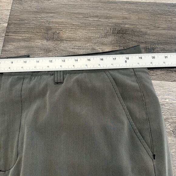 Travis Mathew Pinstripe Gray White Mens‎ 38 Chino Stretch Performance Golf Pants - Picture 6 of 11